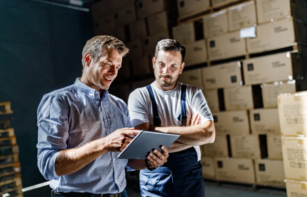 img learn why we re the partner of choice for warehousing services in canada 2x